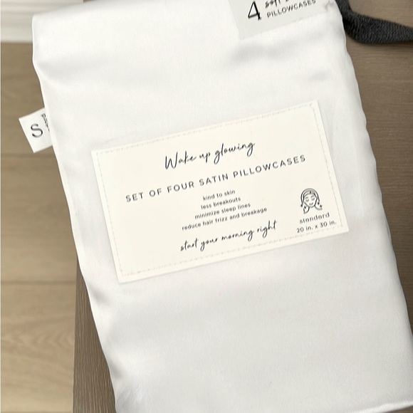 SATIN PILLOWCASE - Picture 2 of 2